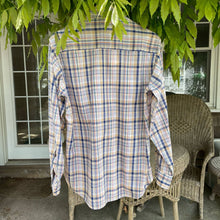 Load image into Gallery viewer, Karnet Creative Upcycled Embroidery Vintage 70s Levis Snap Button Down