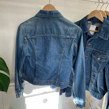 Load image into Gallery viewer, Vintage 70s Lee Riders Classic Jean Denim Jacket Medium Blue Cropped