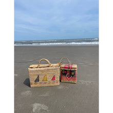 Load image into Gallery viewer, Vintage 80s Woven Raffia Basket Bag Red/Blue Aztec Southwest Pattern