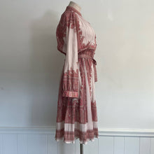 Load image into Gallery viewer, Vintage 70s Boho Micropleat Polyester Pink Paisley Print Shirtwaist Dress 12