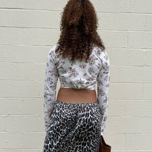 Load image into Gallery viewer, Vintage y2k Silver Circle Metal Chain Link Adjustable Belt