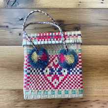 Load image into Gallery viewer, Vintage 80s Woven Raffia Basket Bag Red/Blue Aztec Southwest Pattern