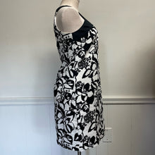 Load image into Gallery viewer, y2k Loft Black White Floral Shift Sheath Short Mini Dress 4 P