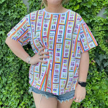 Load image into Gallery viewer, Vintage 90s Novelty Rainbow Flip Flop All over Print T-Shirt 22/24