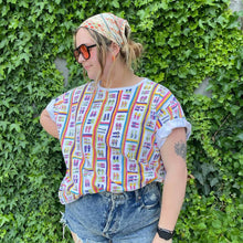 Load image into Gallery viewer, Vintage 90s Novelty Rainbow Flip Flop All over Print T-Shirt 22/24