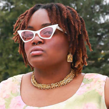 Load image into Gallery viewer, Vintage 1960s Gold Tone Chain Link Costume Long Necklace