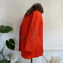 Load image into Gallery viewer, Vintage Rare 1960s Orange Sills Bonnie Cashin Turn Clasp Fur Collar Statement Swing