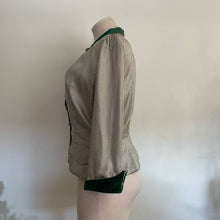 Load image into Gallery viewer, Vintage 1950s Ascot Casuals Ltd Green Velvet Trim Print Button up Blouse sz 8