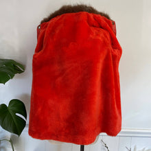 Load image into Gallery viewer, Vintage Rare 1960s Orange Sills Bonnie Cashin Turn Clasp Fur Collar Statement Swing