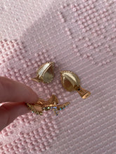 Load image into Gallery viewer, Vintage 1960s Rhinestone Gold Tone Flower Pin with Matching Leaf Clip-on Earrings Costume (Set of 3)