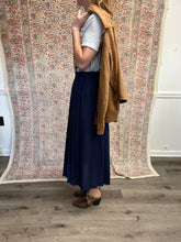 Load image into Gallery viewer, Vintage Navy Blue Midi Pleated Skirt