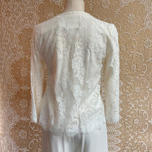 Load image into Gallery viewer, Vintage y2k Designer Michael Simon Knit White Floral Lace Button-up Sweater Blouse Cardigan Sz PM