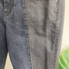 Load image into Gallery viewer, D-ID Two Tone Dark Blue Black Skinny Jeans Darting Sz 29
