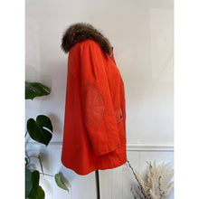 Load image into Gallery viewer, Vintage Rare 1960s Orange Sills Bonnie Cashin Turn Clasp Fur Collar Statement Swing