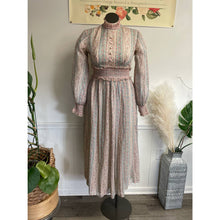 Load image into Gallery viewer, Vintage 1970s Maxi Pastel Prairie Boho Maxi Full Length Long Sleeve Dress SZ 10