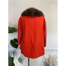 Load image into Gallery viewer, Vintage Rare 1960s Orange Sills Bonnie Cashin Turn Clasp Fur Collar Statement Swing