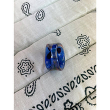 Load image into Gallery viewer, Dark Blue Swirl Art to Wear Glass Blown Multi-Color Statement Cocktail Ring