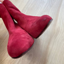 Load image into Gallery viewer, Stuart Weitzman Red Suede Pointed Toe Booties Sz 9
