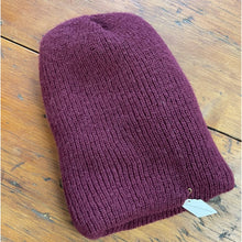 Load image into Gallery viewer, Vintage Burgundy Winter Beanie Knit Hat Unisex