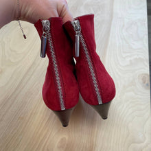 Load image into Gallery viewer, Stuart Weitzman Red Suede Pointed Toe Booties Sz 9