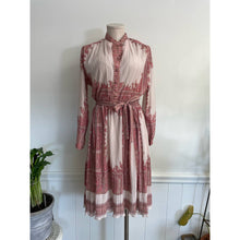 Load image into Gallery viewer, Vintage 70s Boho Micropleat Polyester Pink Paisley Print Shirtwaist Dress 12
