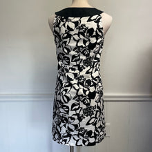 Load image into Gallery viewer, y2k Loft Black White Floral Shift Sheath Short Mini Dress 4 P
