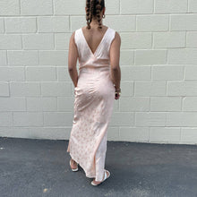 Load image into Gallery viewer, Vintage 1940s Peach Coral Floral Slip Maxi Dress Nightgown XS S
