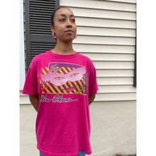 Load image into Gallery viewer, Vintage 1980s New Orleans Souvenir Single Stitch Hot Pink T-shirt XL
