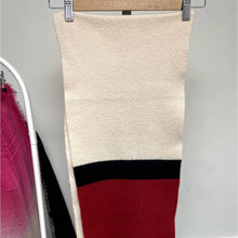 Load image into Gallery viewer, Vintage y2k Gap Cream Deep Red &amp; Black Color Block Knit Lambswool Winter Scarf
