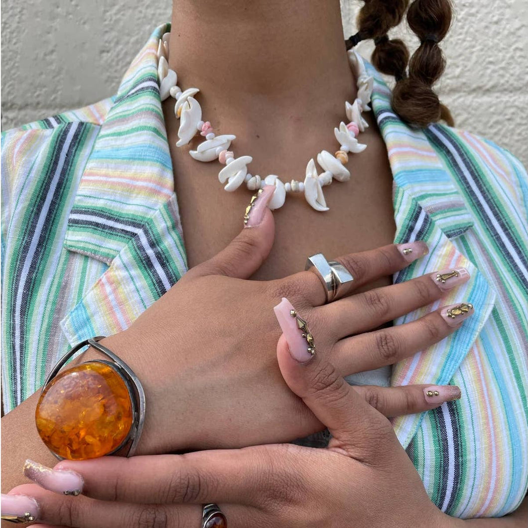 Vintage 1970s White Seashell Necklace Beaded Summer Coastal Grandma