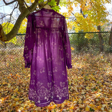 Load image into Gallery viewer, Vintage 1970s Purple Floral Print Balloon Sleeve Boho Midi Dress Plus Size
