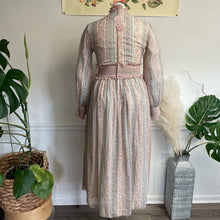 Load image into Gallery viewer, Vintage 1970s Maxi Pastel Prairie Boho Maxi Full Length Long Sleeve Dress SZ 10
