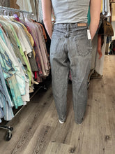 Load image into Gallery viewer, Vintage Bill Blass Mom Jeans Distressed Gray Wash All Cotton Straight leg Sz 10P
