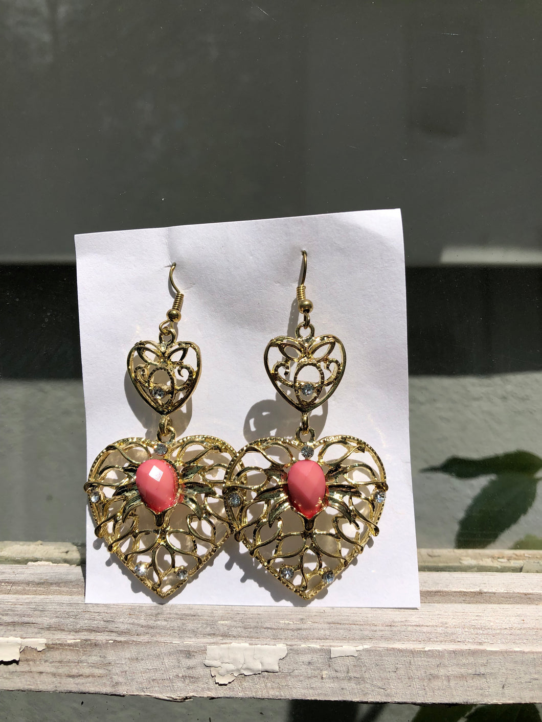 Vintage y2k Pink rhinestone Gold Heart Statement Dangle Earrings