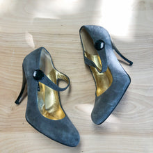 Load image into Gallery viewer, Vintage Ann Roth Gray Suede Mary Jane Pump Heels Size 36
