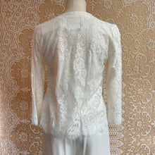 Load image into Gallery viewer, Vintage y2k Designer Michael Simon Knit White Floral Lace Button-up Sweater Blouse Cardigan Sz PM
